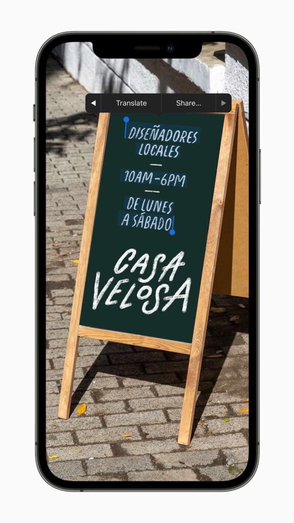 Apple iPhone12Pro iOS15 Photos LiveText translate 060721 Apple iPhone12Pro iOS15 Photos LiveText translate 060721