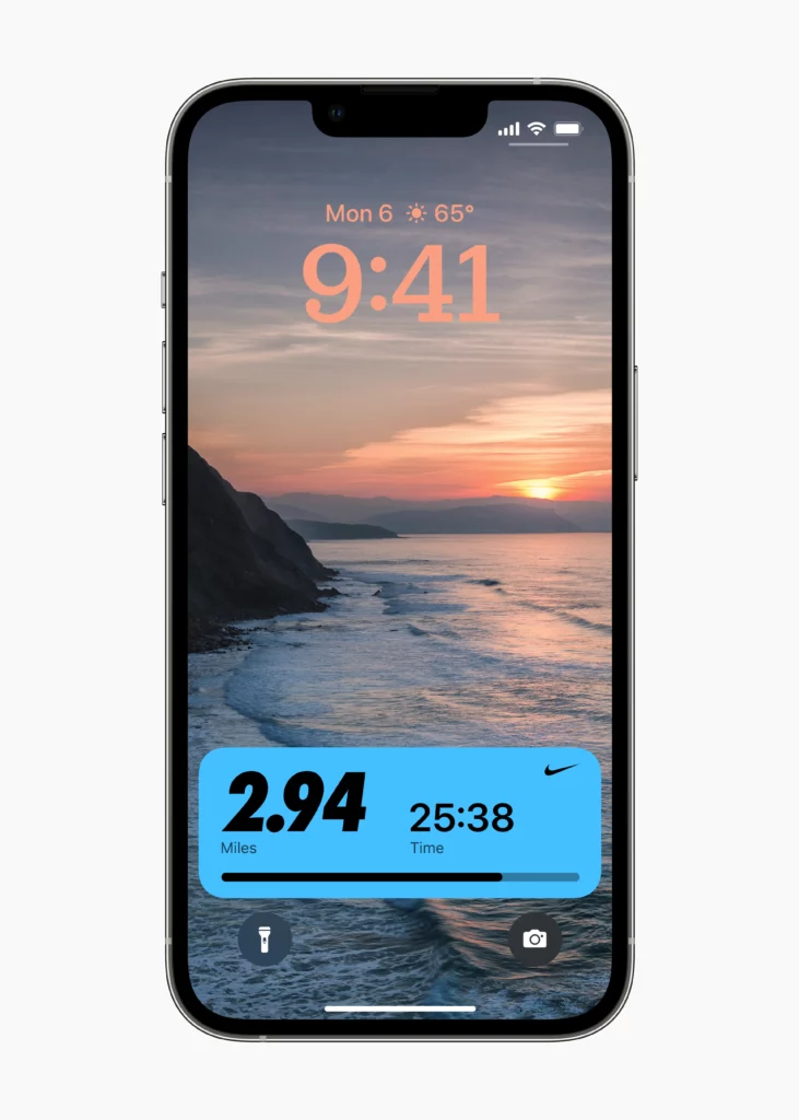 Apple WWDC22 iOS16 Live Activities Nike Run Club 220606 Apple WWDC22 iOS16 Live Activities Nike Run Club 220606