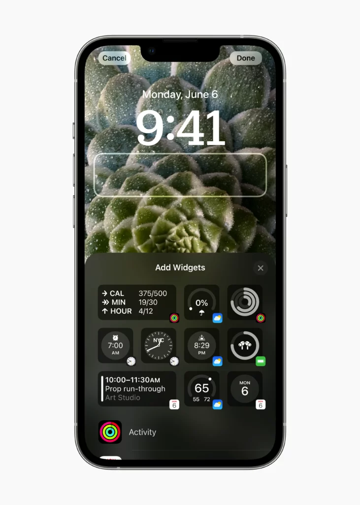 Apple WWDC22 iOS16 Personalized Lockscreen Add Widgets 220606 Apple WWDC22 iOS16 Personalized Lockscreen Add Widgets 220606