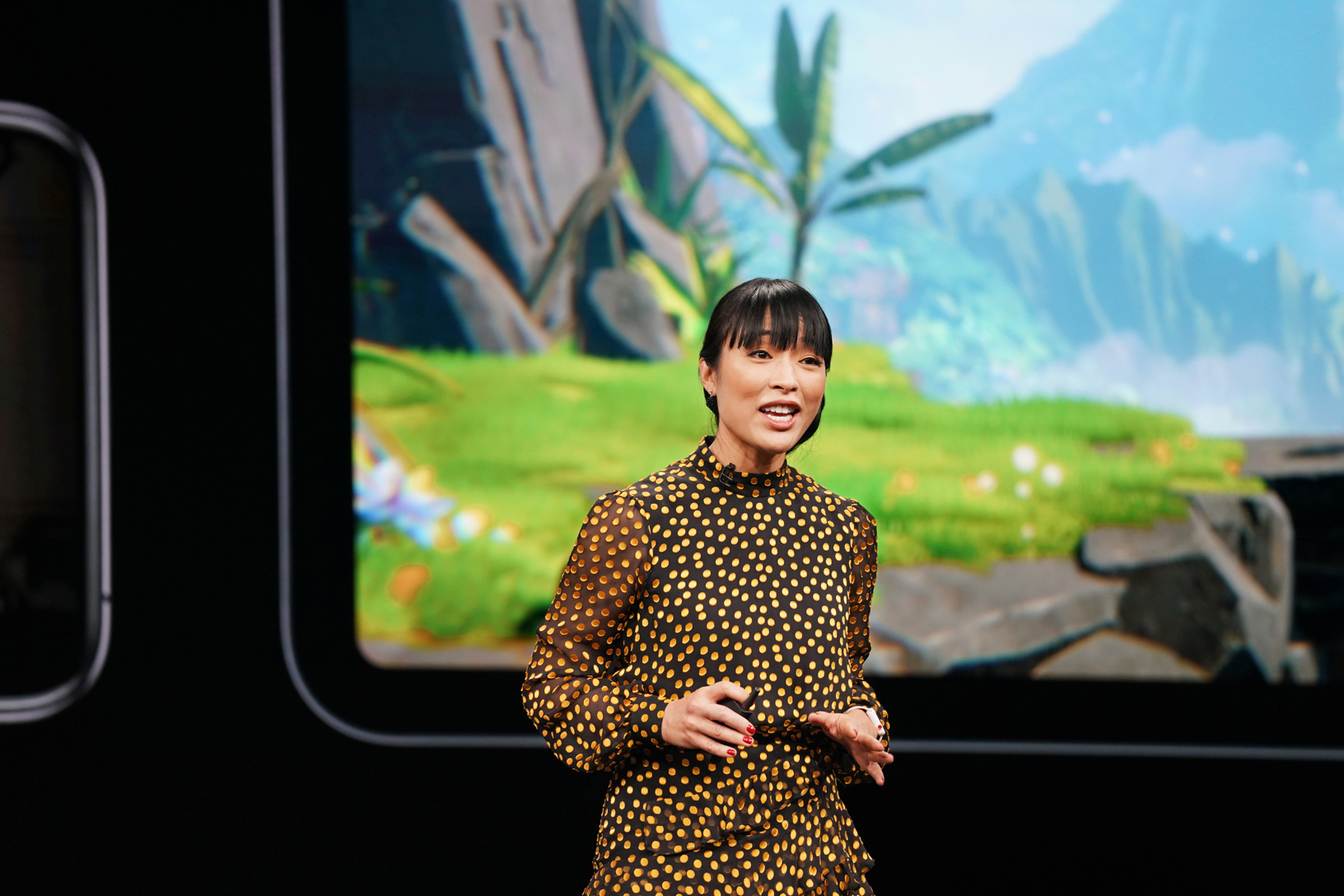 Apples keynote event Ann Thai unveils apple arcade 03252019 dkbgih Apples keynote event Ann Thai unveils apple arcade 03252019 dkbgih