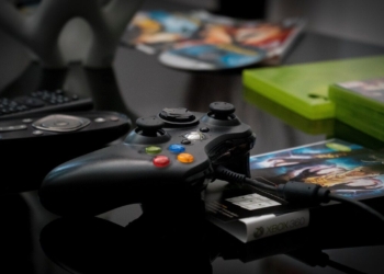 cropped arturo rey 0FSNRJPD3Mw unsplash zqmspi