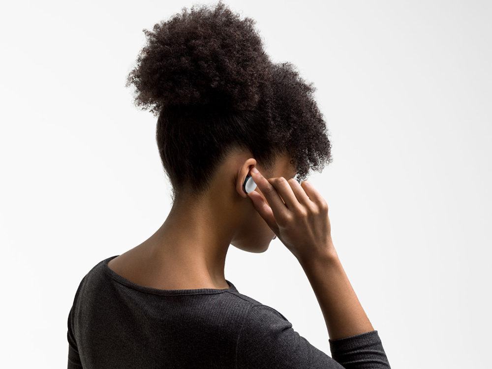 SurfaceEarbuds 4 1000x750 1 SurfaceEarbuds 4 1000x750 1