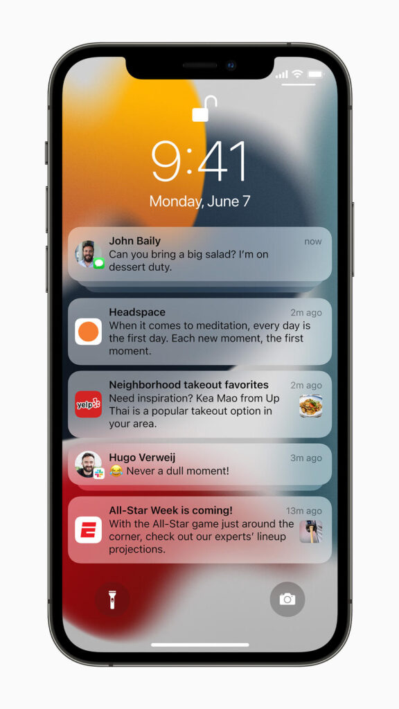 Apple iPhone12Pro iOS15 Notifications lockscreen 060721 Apple iPhone12Pro iOS15 Notifications lockscreen 060721