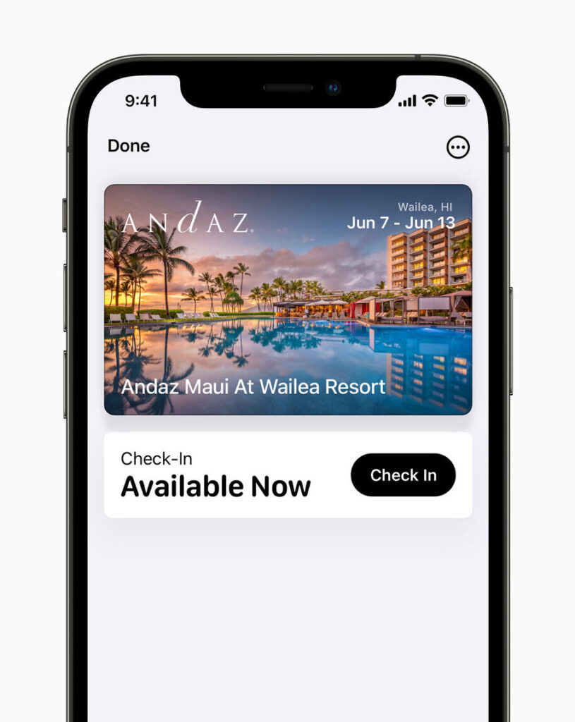 Apple iPhone12Pro iOS15 wallet hotelkeys 060721 Apple iPhone12Pro iOS15 wallet hotelkeys 060721