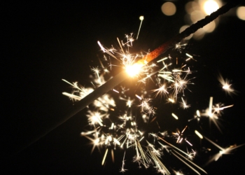 closeup photography of sparkle