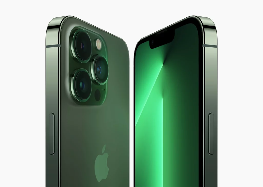 Apple iPhone13 Pro alpine green hero 2up 220308 Apple iPhone13 Pro alpine green hero 2up 220308