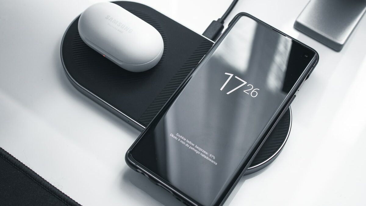 nxnjx6yldvk edited caricatore wireless